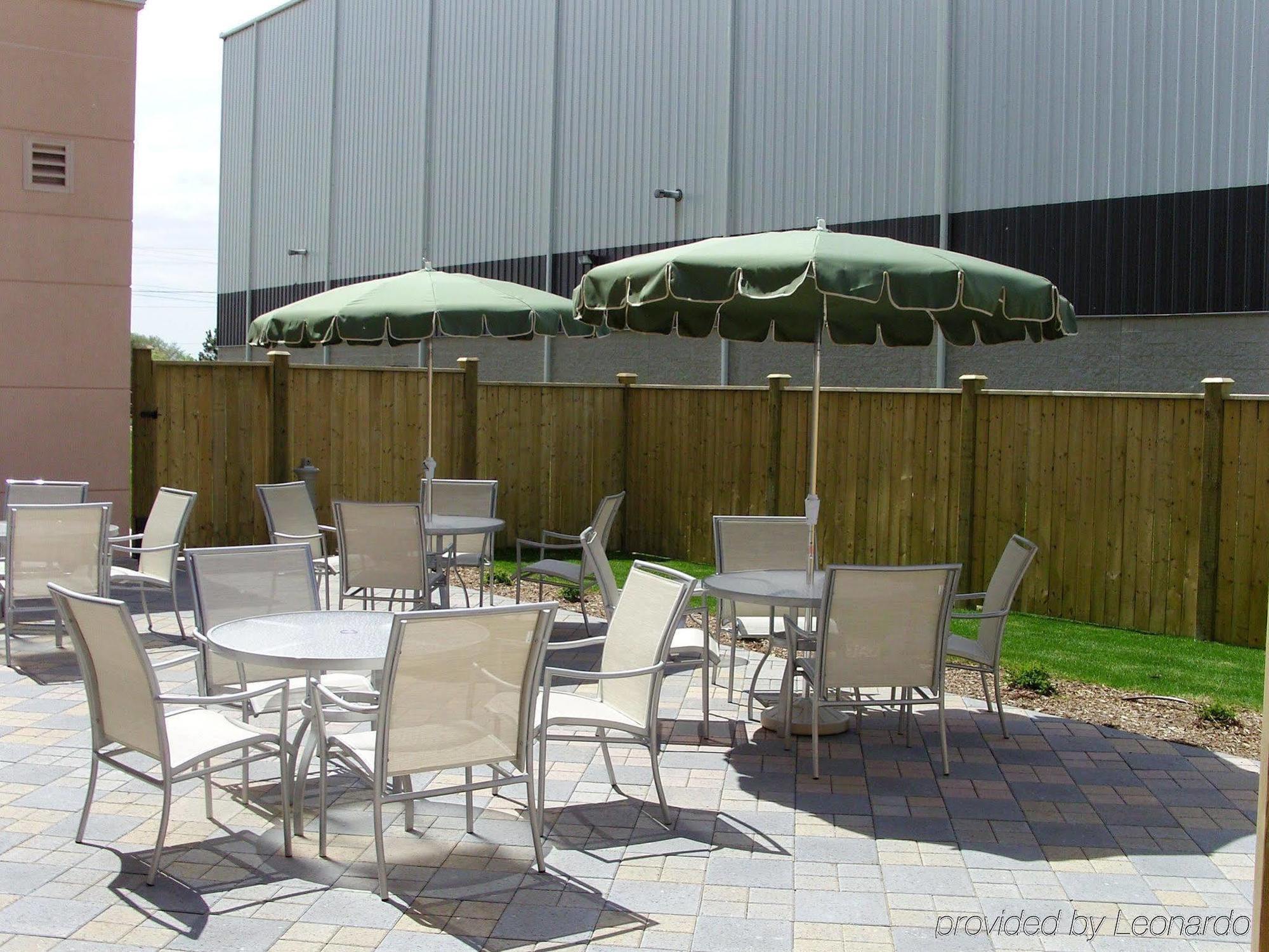 Fairfield Inn & Suites By Marriott Guelph Restaurant photo